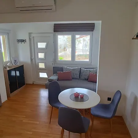 Jardin, Ideal For A Quiet Getaway, Dalmatia شقة *