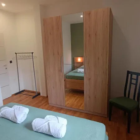 Jardin, Ideal For A Quiet Getaway, Dalmatia شقة